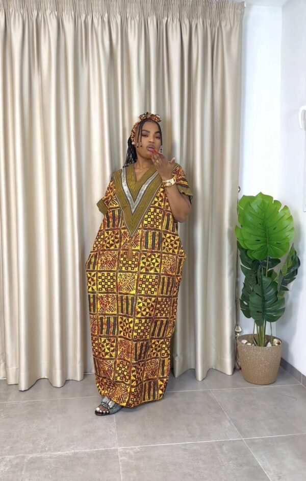 Rich Aunty 003